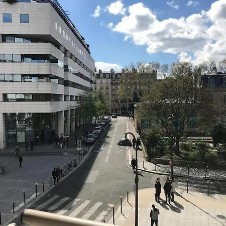 Cosy A Balcon Tour Eiffel Et Parking